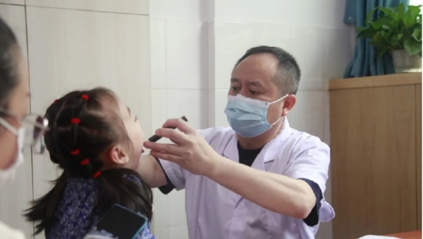 新疆社火的白娘子 许仙看了想报警,澳门今晚开奖结果2025开奖结果,经济性执行方案剖析_尊享版V5.26